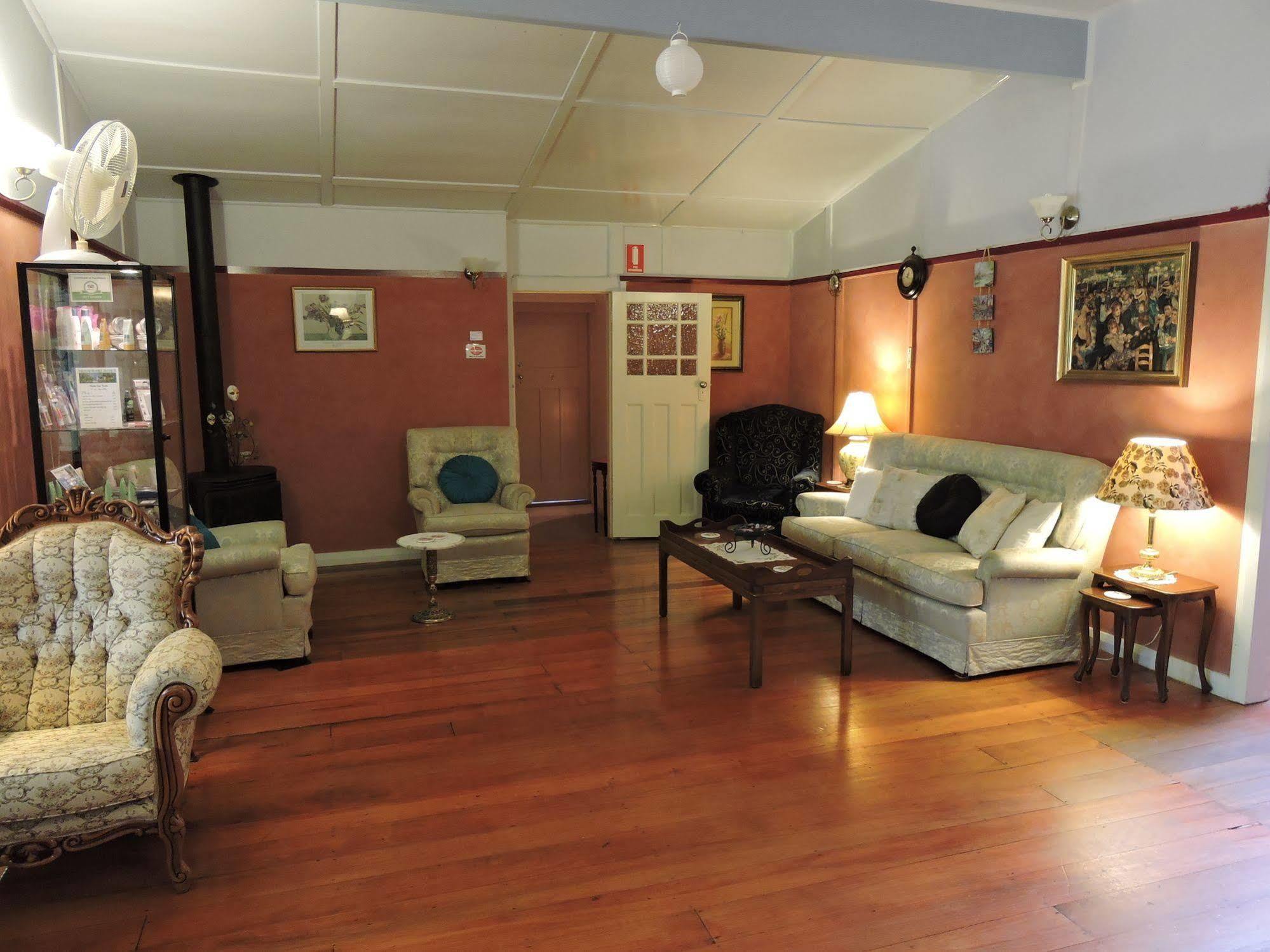 Kubba Roonga Guesthouse - Boutique Luxury Spa Retreat & Gardens - Blue Mountains Блекхийт Екстериор снимка