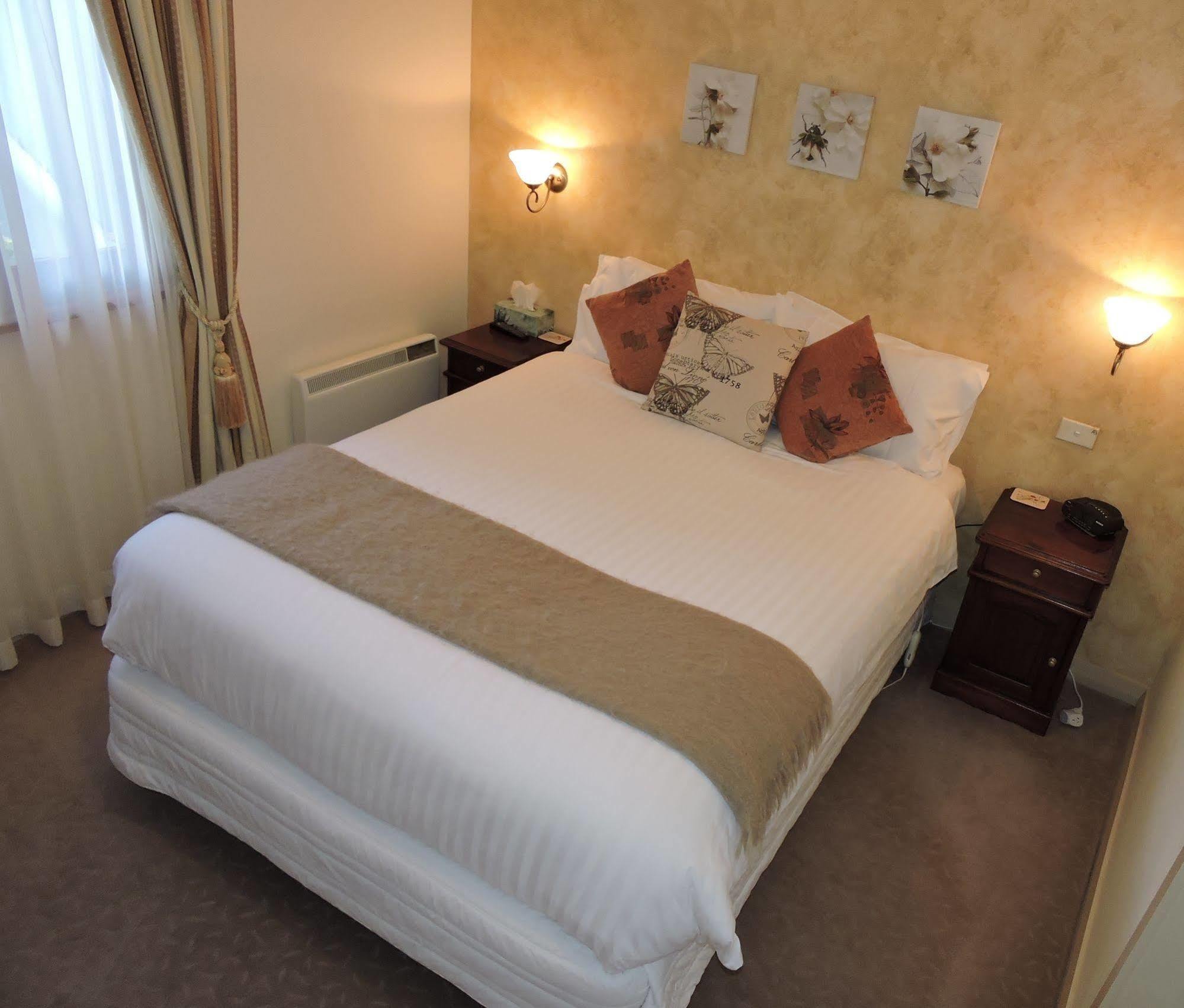 Kubba Roonga Guesthouse - Boutique Luxury Spa Retreat & Gardens - Blue Mountains Блекхийт Екстериор снимка
